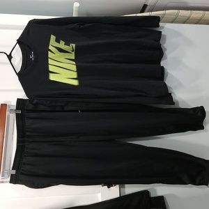 Nike bundle of Dri-Fir LS shirt and Therma-Fit running pants